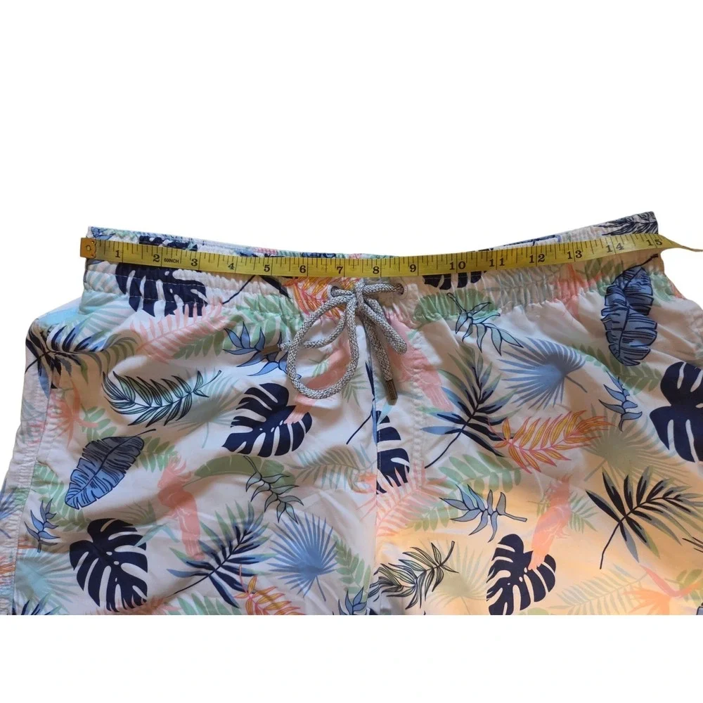 Free Planet Men's Tropical Leaf‎ Bird Swim Trunks 7